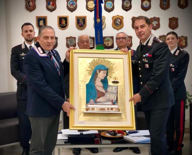 images L'Associazione nazionale carabinieri di Vibo Valentia dona la "Virgo Fidelis" ai colleghi in servizio
