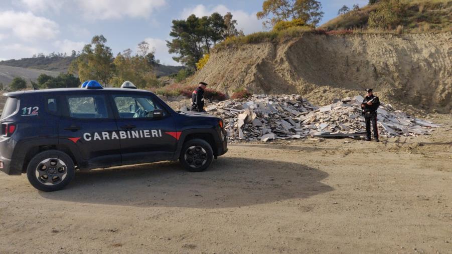 images Botricello, smaltivano materiale di risulta e i rifiuti in maniera illegale, 5 denunce   