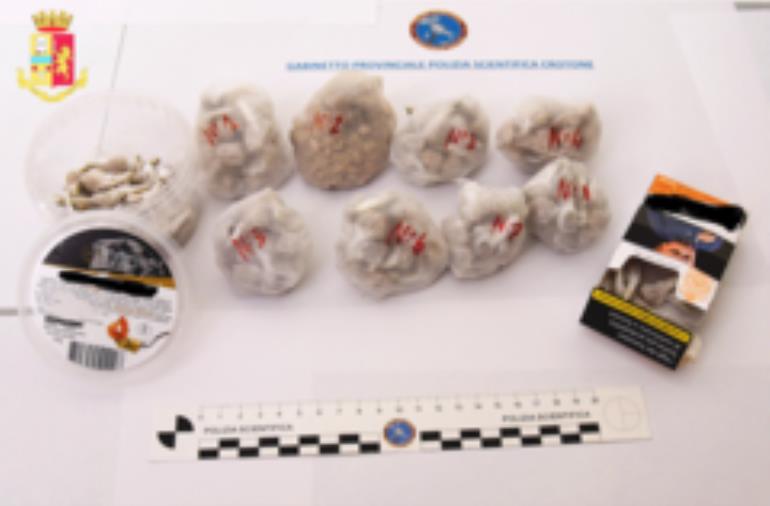 images Crotone, sorpreso con 150 grammi di eroina: arrestato un 42enne