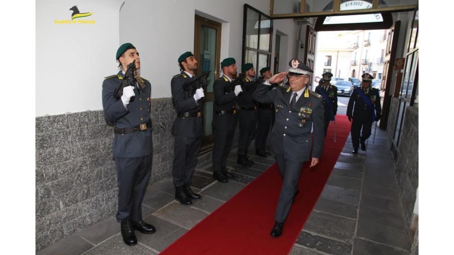 images Catanzaro, il generale Solombrino lascia il Comando provinciale della Guardia di Finanza
