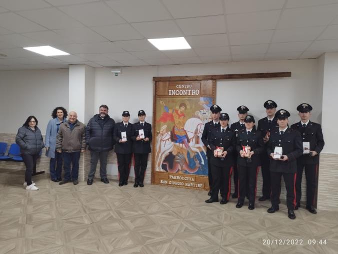 images Reggio, doni alle famiglie meno abbienti dagli allievi carabinieri 