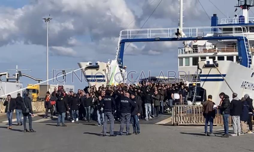 images Lo sbarco degli 800: esodo giallorosso a Messina (VIDEO)
