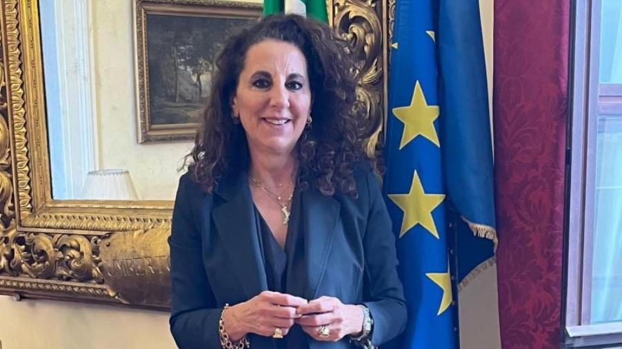 images Addio a Raffaele Zinzi, il cordoglio di Wanda Ferro: "Catanzaro perde una figura di grande spessore"