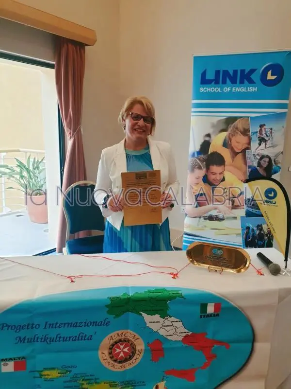 Catanzaro, il Comprensivo ‘Don Milani Sala’ vince il premio ‘Eccellenza’ a Malta 

