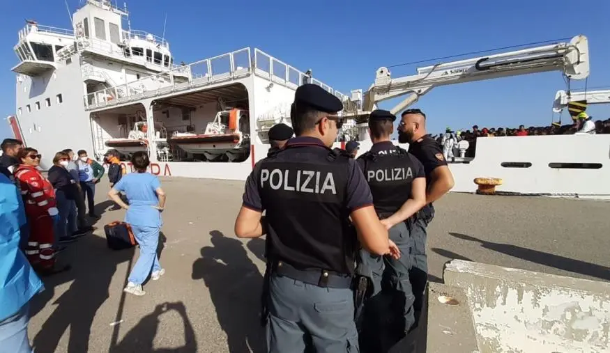 Sbarco di migranti del 15 giugno a Crotone, fermati 2 scafisti egiziani