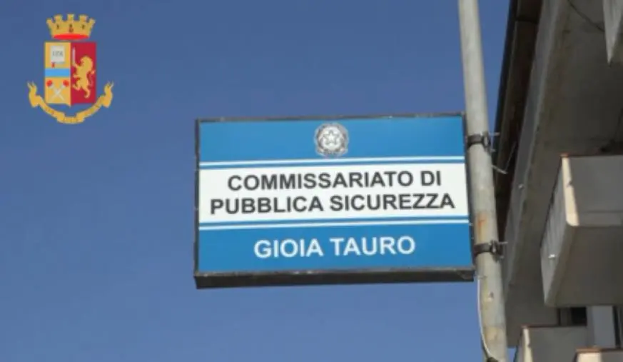 Gioia Tauro, arrestato un uomo per maltrattamenti in famiglia ed atti persecutori