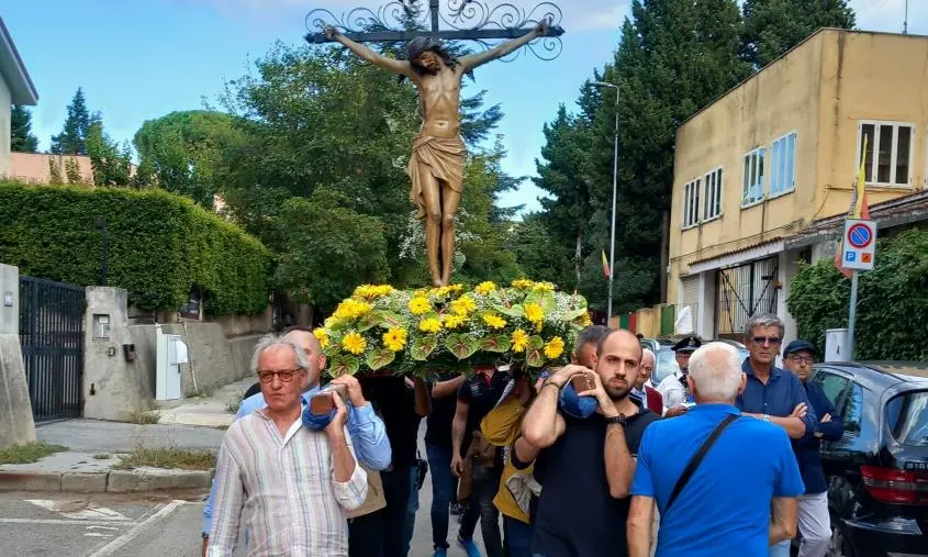 images Catanzaro, il comitato festa della Santa Croce: "Grazie a commercianti e amministrazione"