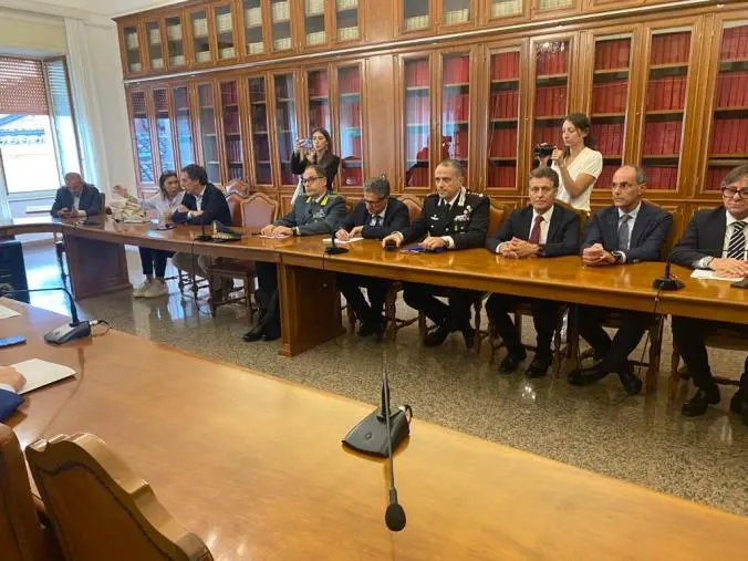 images Intimidazioni alle imprese, iniziato in Prefettura a Catanzaro il Comitato per la sicurezza