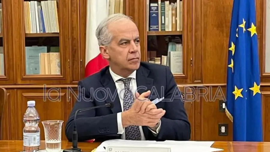 images Il ministro Piantedosi presenzierà al Comitato per l’ordine e la sicurezza pubblica a Crotone
