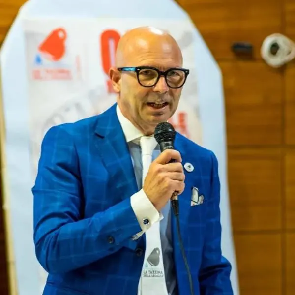33 anni dopo via D’Amelio: a Le Castella una tappa della Staffetta della Legalità 
