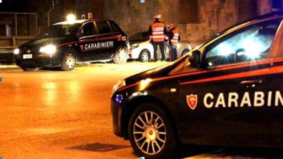 images Catanzaro. Faceva prostituire 21enne sudamericano in casa in cambio di sesso: cinquantenne denunciato