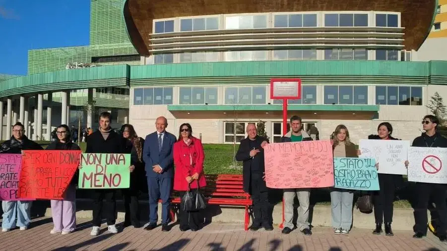 Catanzaro, l'impegno dell'Università Magna Graecia contro la violenza sulle donne