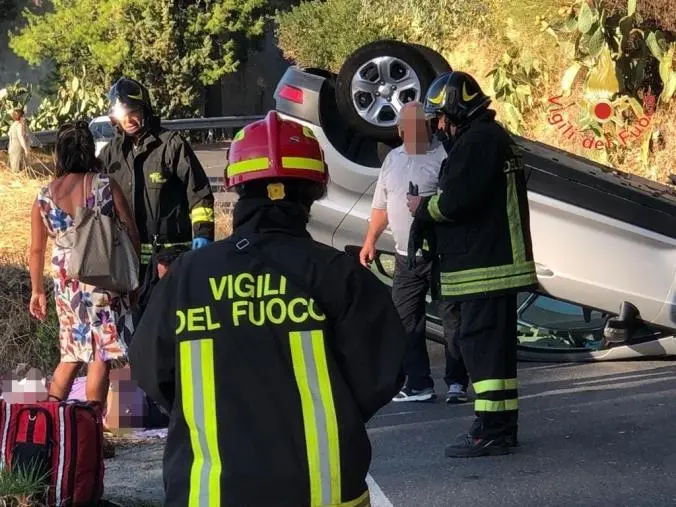 images Soveria Simeri, 77enne perde  il controllo dell’auto e finisce fuori strada 