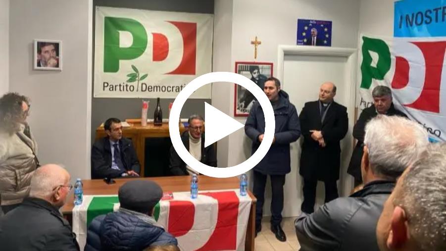 Catanzaro, il Circolo del Pd a Lido scopre la targa dedicata a Giovanni Puccio (VIDEO)