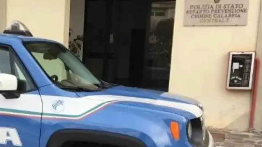 I sindacati di polizia ai consiglieri di Azione: "Giù le mani dal Reparto Prevenzione Crimine di Vibo Valentia"