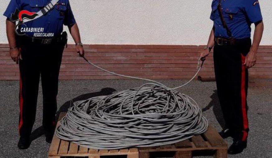 Rubano cavi di rame a Reggio: due arresti  