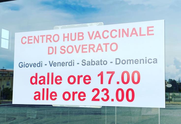 images Soverato, aumentano i vaccinati con l’Hub: si torna al Palazzetto giovedì prossimo 