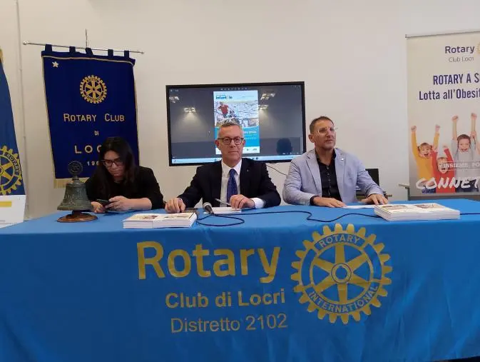 Il Rotary Club di Locri illumina la via per combattere l'obesità infantile