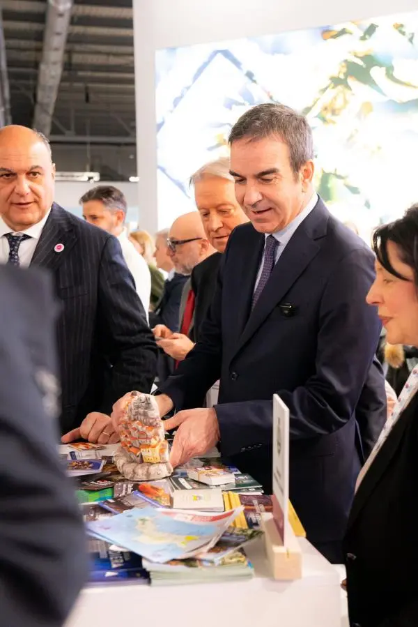Turismo in Calabria come un'impresa, Occhiuto: "Faccio il presidente-direttore commerciale"