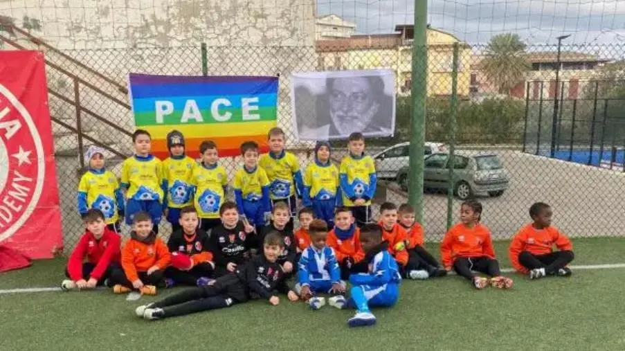 A Cariati il Primo Memorial Gino Strada: un messaggio di lealtà, pace e solidarietà