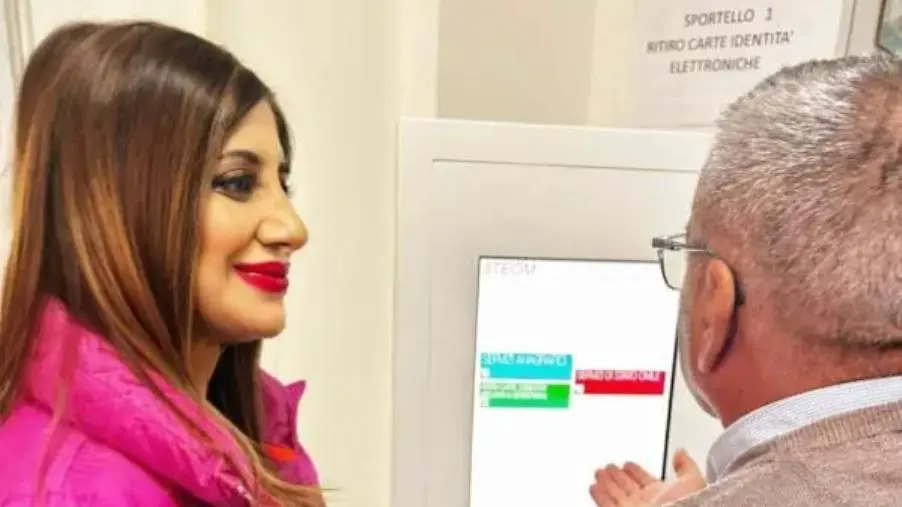 Attivo il totem "Elimina coda digitale", Iemma: "Passo avanti per un'amministrazione più moderna ed efficiente"