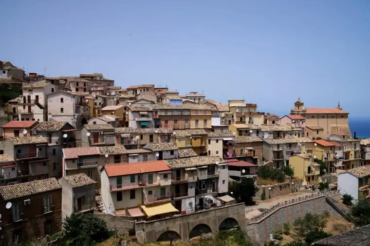 images S. Andrea Apostolo dello Jonio, un altro borgo pieno di "gioielli"  