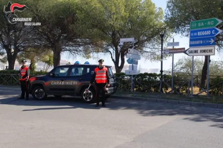 images Gioco d’azzardo e controlli a tappeto a Melito Porto Salvo: stretta dei carabinieri