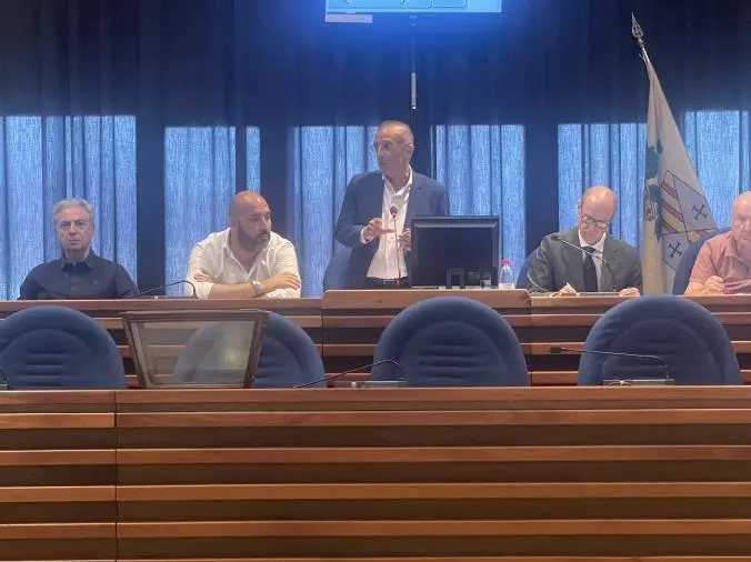 Il Comune chiede alla Provincia 2,7 milioni per l'acqua, Mormile: "Dati non plausibili. Amarezza per scelte politiche"  