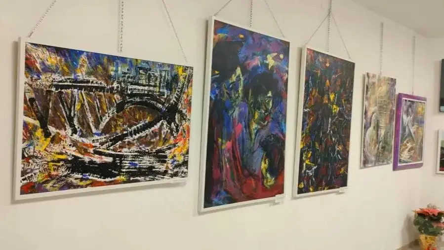 Collettiva d'arte a Catanzaro: un viaggio tra stili ed espressioni diverse