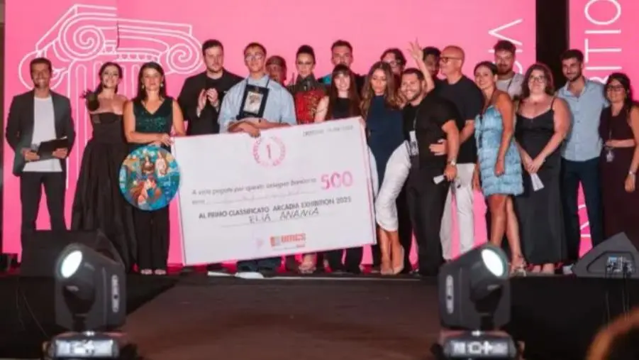 Moda e talento: due studenti dell’Accademia di Catanzaro trionfano al concorso Arcadia 2025