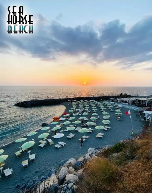 Lido “Sea Horse Beach”: il gip di Paola dispone la restituzione delle aree ristorante e bar 