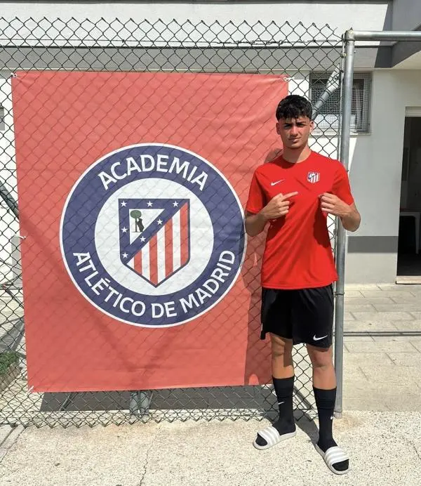 Calcio, gli occhi dell’Atletico Madrid sul bomber catanzarese Vincenzo Longo
