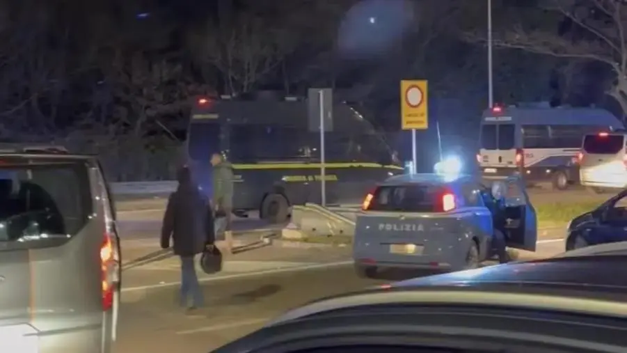 Tafferugli al derby: sindacato di polizia di Cosenza addebita ogni colpa ai giallorossi