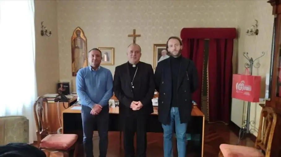 images I vertici di Crotone imprese hanno incontrato il vescovo Panzetta