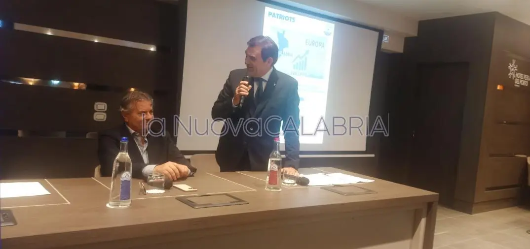 Regionali, l'eurodeputato Aldo Patriciello a Catanzaro: “Filippo Mancuso è uomo del fare”