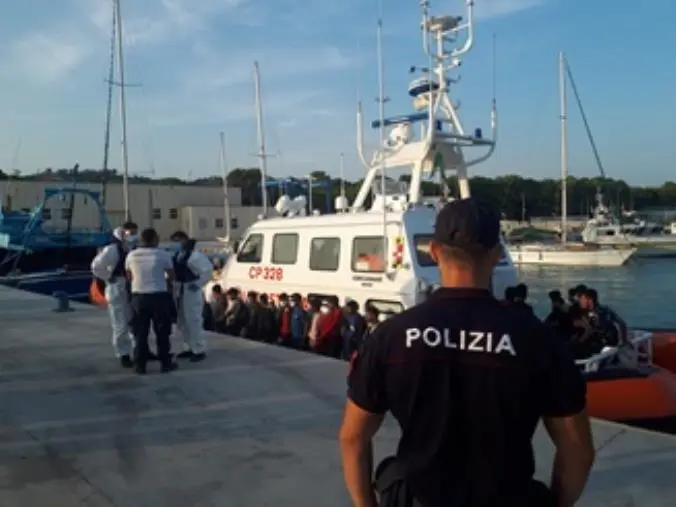 Fermato lo scafista dello sbarco di migranti avvenuto a Roccella Ionica il 20 luglio