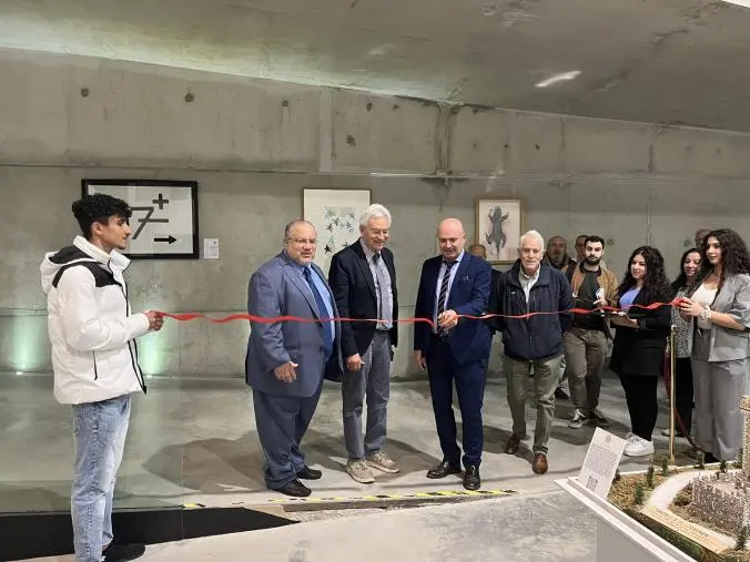 Crotone, inaugurata la mostra “Castelli e Chiese di Calabria e Basilicata” al Museo di Pitagora