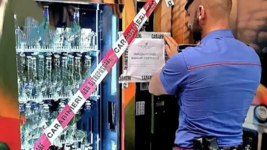 Catanzaro, controlli sulle 'macchinette': 7 su 12 non regolari, scattano sequestro e sanzioni