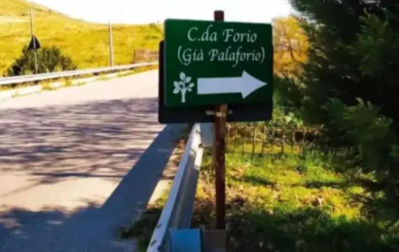 Carenza idrica a Roccelletta di Borgia, torna l’acqua e i residenti ringraziano il sindaco