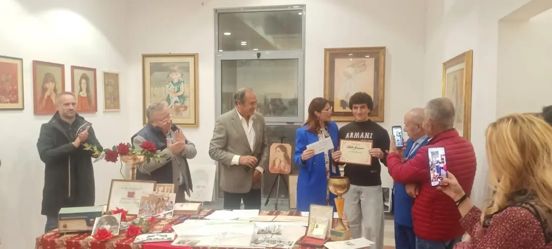 Catanzaro, “Premio Aldo Sirianni, dall'arte per l'arte”: primo posto per il talento Daniele Montesano
