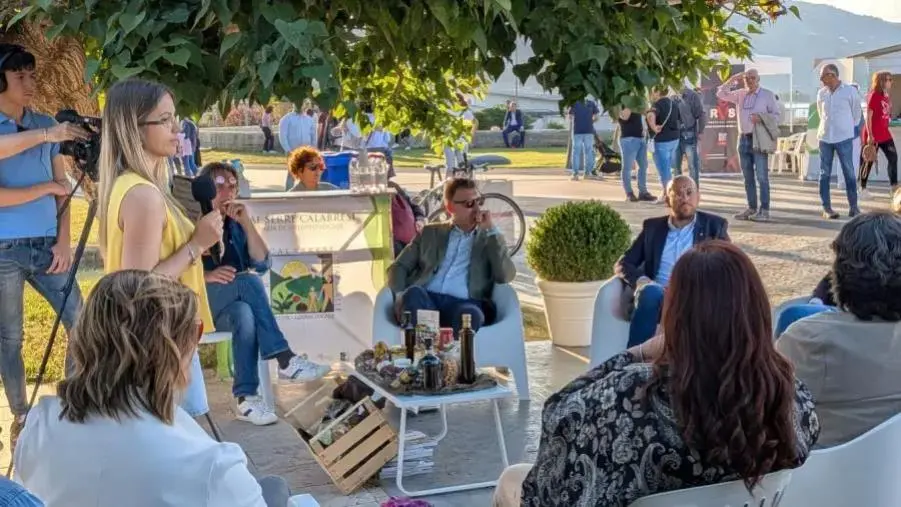 "Calabria a Km 0” a Soverato, Sinopoli (Copagri): "Così le aziende crescono e reinvestono   nella propria attività" 
