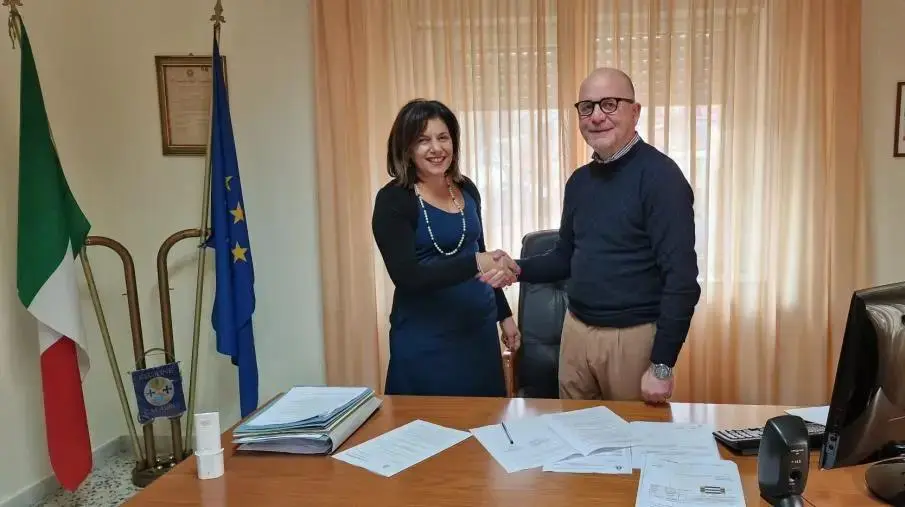 Platania (Cz), sottoscritta tra Comune e “Debitum” convenzione per apertura sportello sul sovraindebitamento