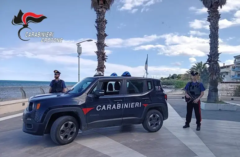 Occupazione abusiva di un immobile, 2 denunce nel Crotonese 