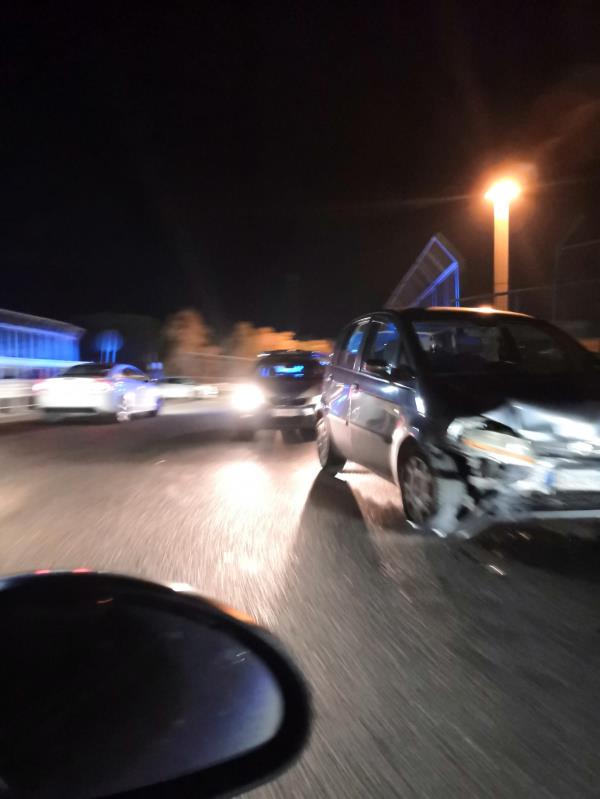 images Scontro tra due auto a
Catanzaro Lido, solo feriti lievi