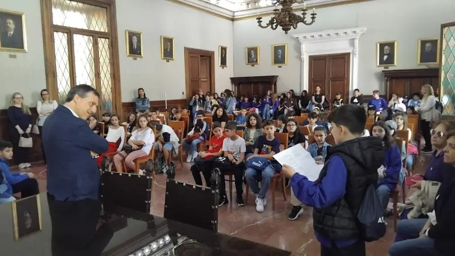 Il sindaco Fiorita ha ricevuto a Palazzo De Nobili le alunne e gli alunni dell’I.C. “Vivaldi”