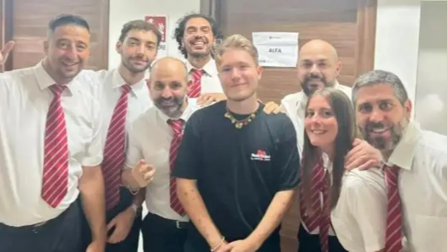 La Banda “Cuccarini” di Montauro sul palco con Alfa: un’emozione che porta in alto il nome del paese