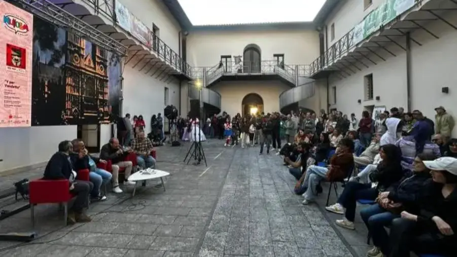 images “Catanzaro non è Paperopoli, ma nemmeno un meme da opposizione”: la replica di Cambiavento all’attacco della Lega sul Festival del Fumetto 