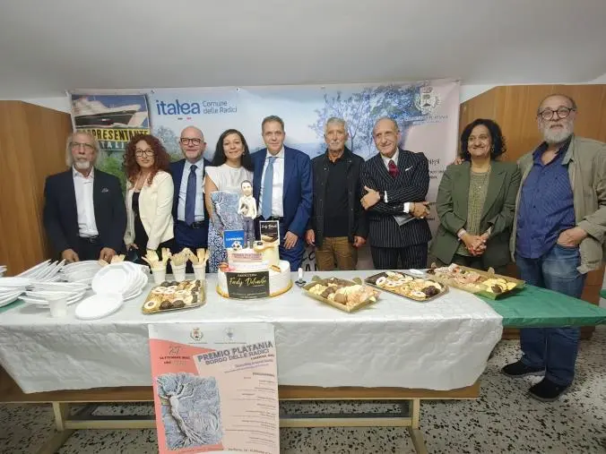 Al Premio Borgo delle Radici 2025 di Platania riconoscimento ad Antonio Barillà