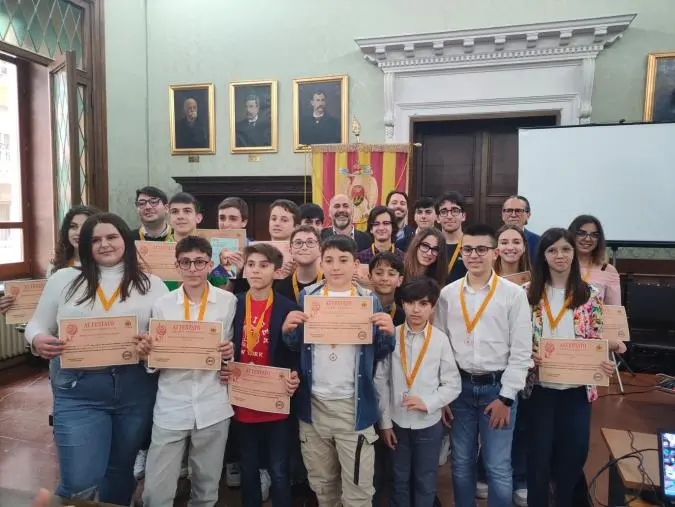 images Premiati a Palazzo De Nobili gli studenti catanzaresi finalisti ai Giochi Matematici
