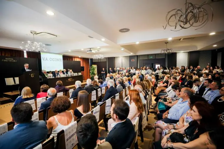 images Assemblea Ordine dei Medici di Catanzaro, ok consuntivo e premiati gli iscritti da 45 anni 